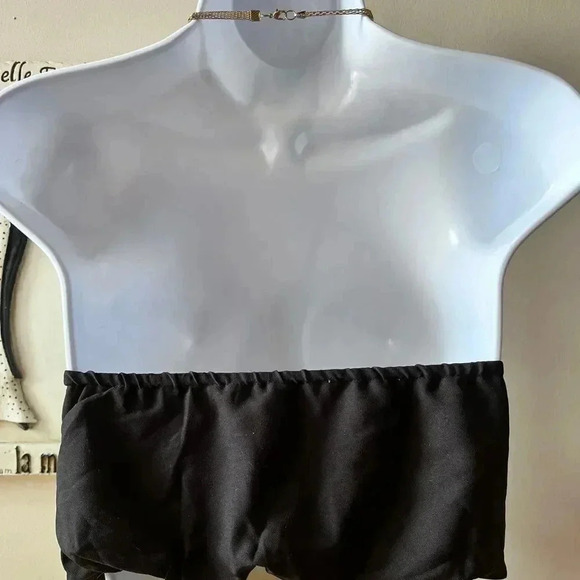 NWT Girl Soul Black Halter Chain Strap Crop Top Size L - Picture 3 of 6